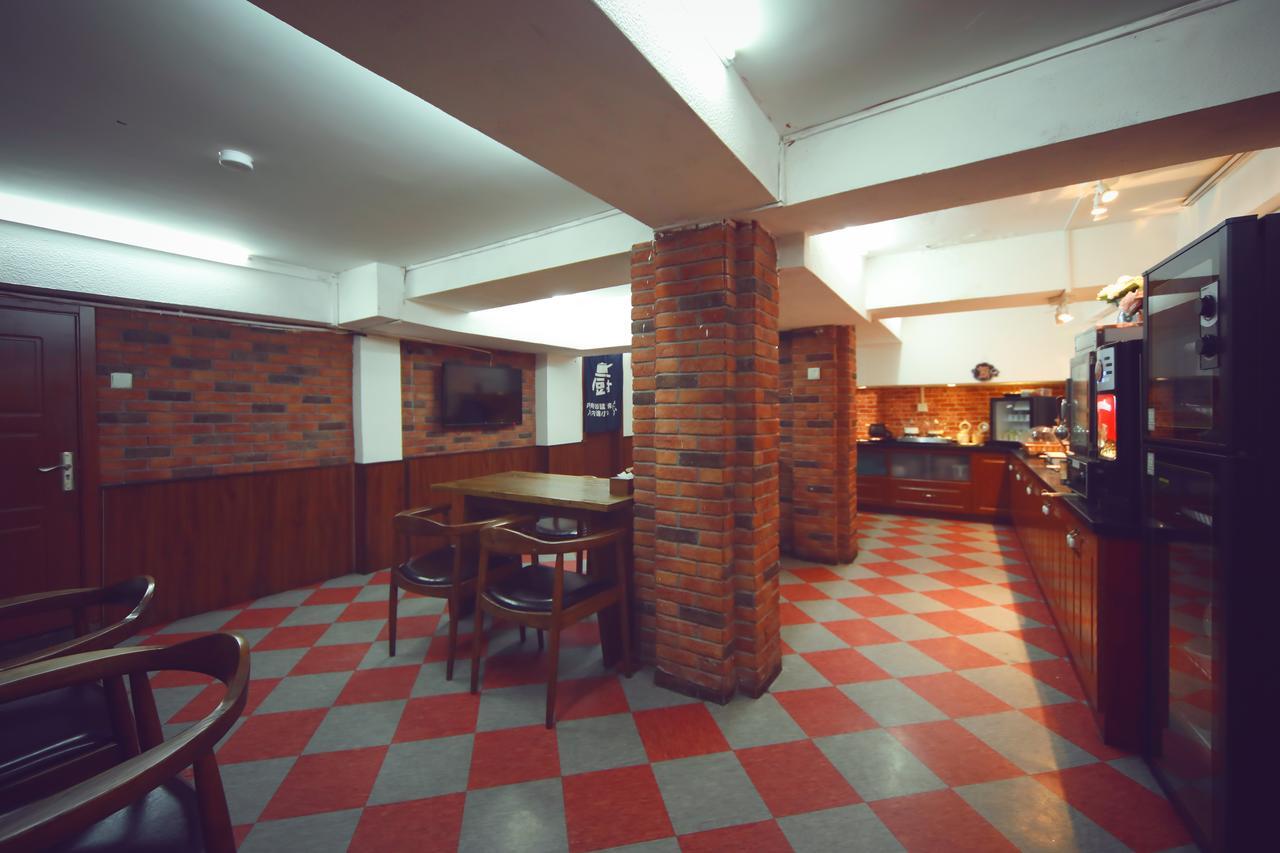 Nostalgia Hotel Beijing- Xidan Екстер'єр фото
