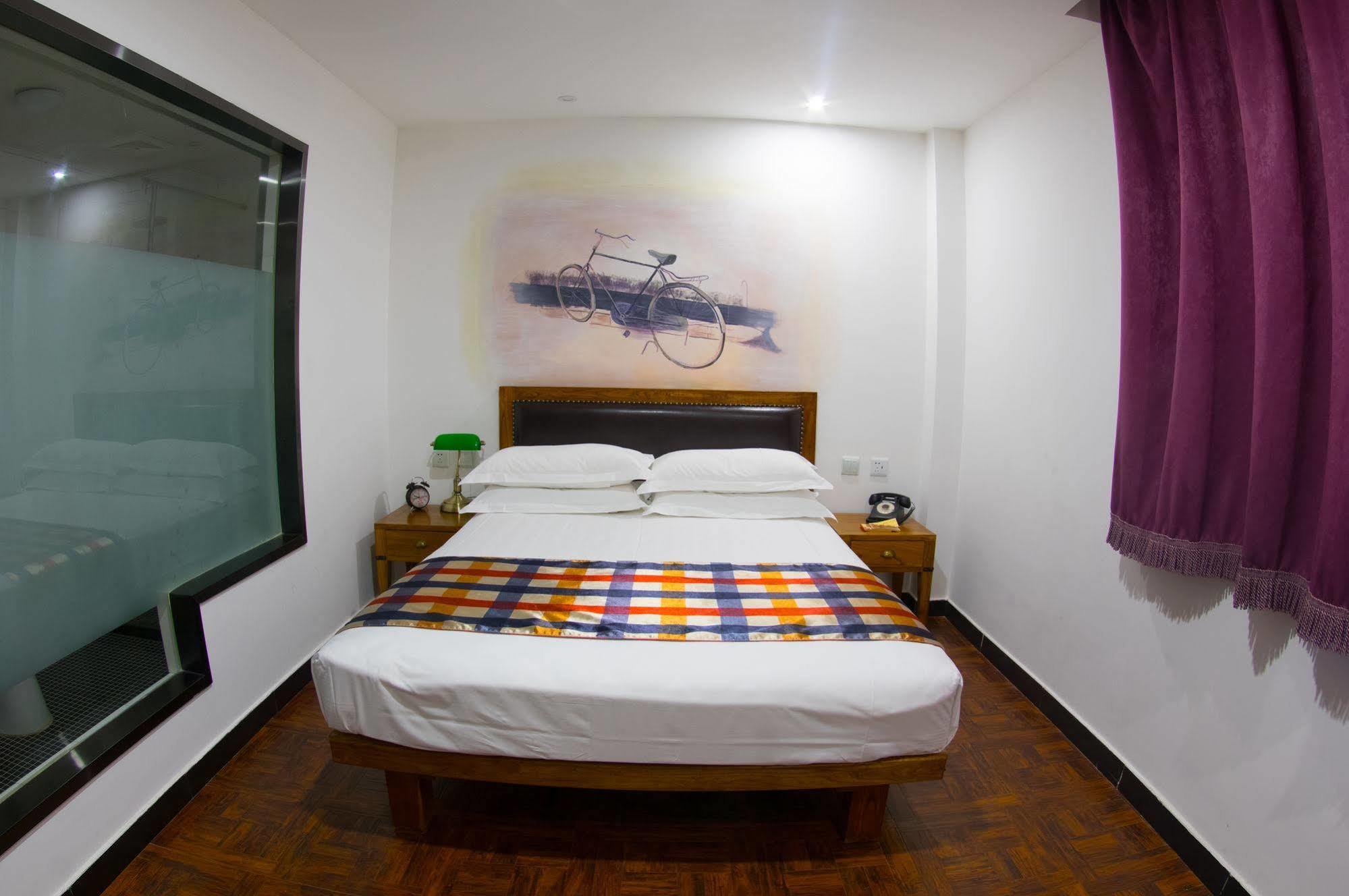 Nostalgia Hotel Beijing- Xidan Екстер'єр фото