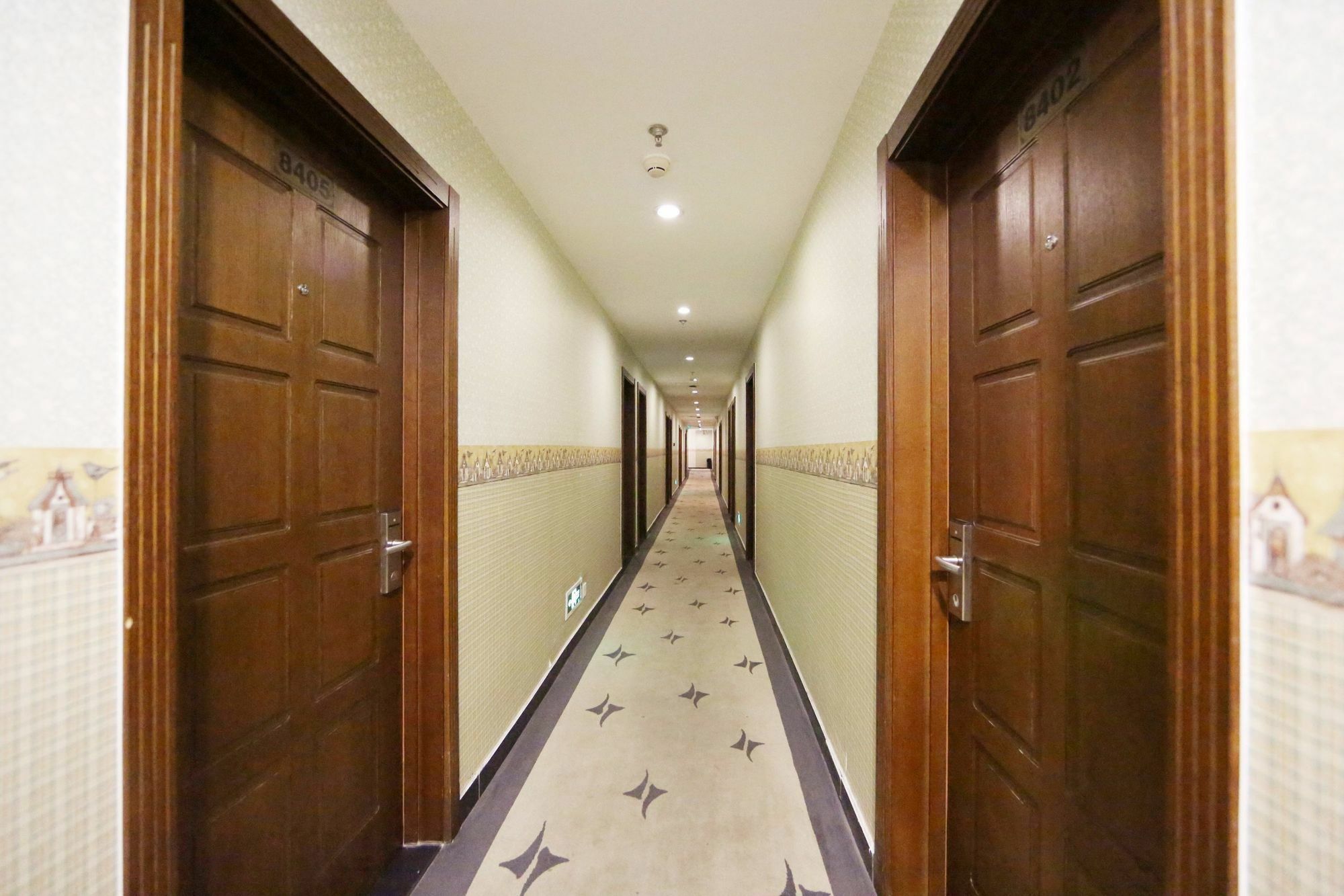 Nostalgia Hotel Beijing- Xidan Екстер'єр фото
