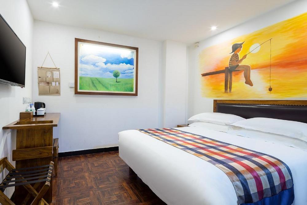 Nostalgia Hotel Beijing- Xidan Екстер'єр фото