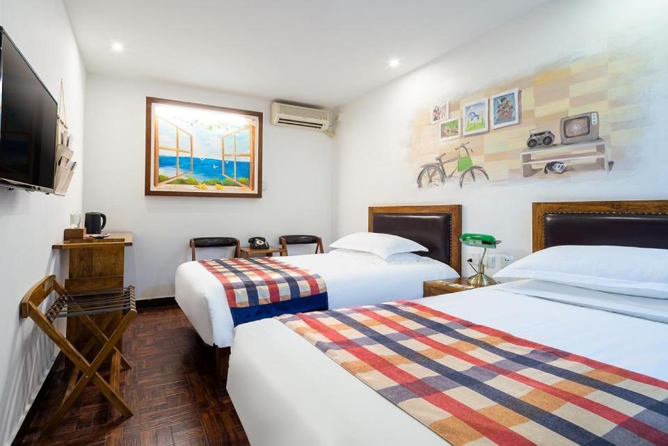 Nostalgia Hotel Beijing- Xidan Екстер'єр фото